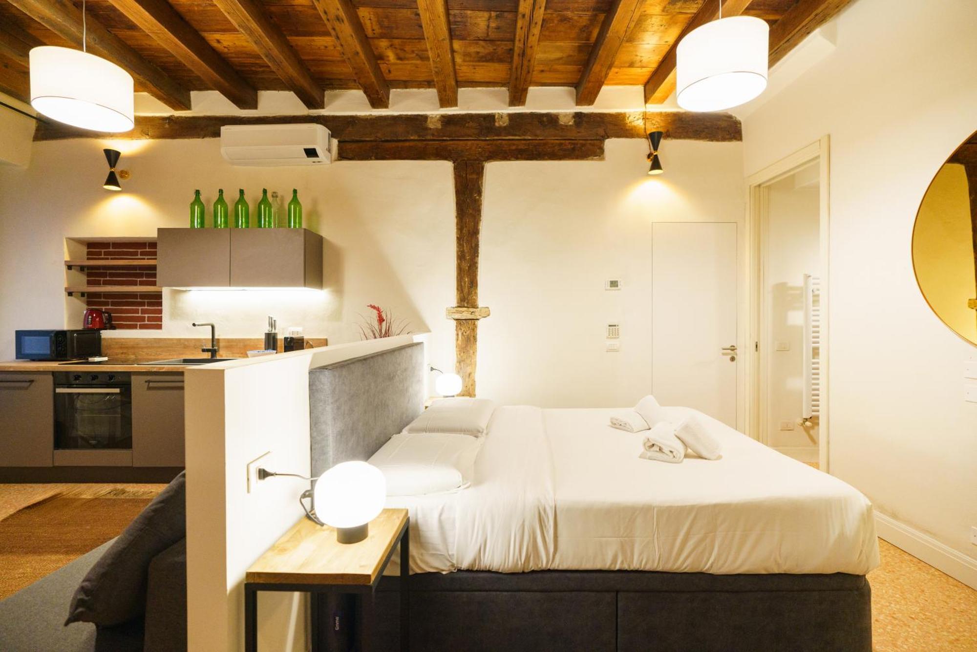 Domus Verona - Elegante Residenza Satiro Værelse billede